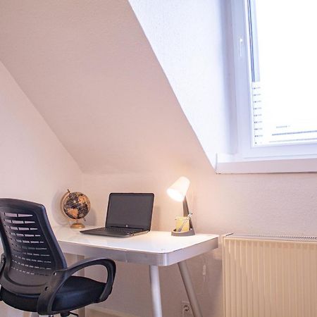 Appartement Bis 5 Personen, Parkplatz, Arbeitsplatz à Solingen Extérieur photo