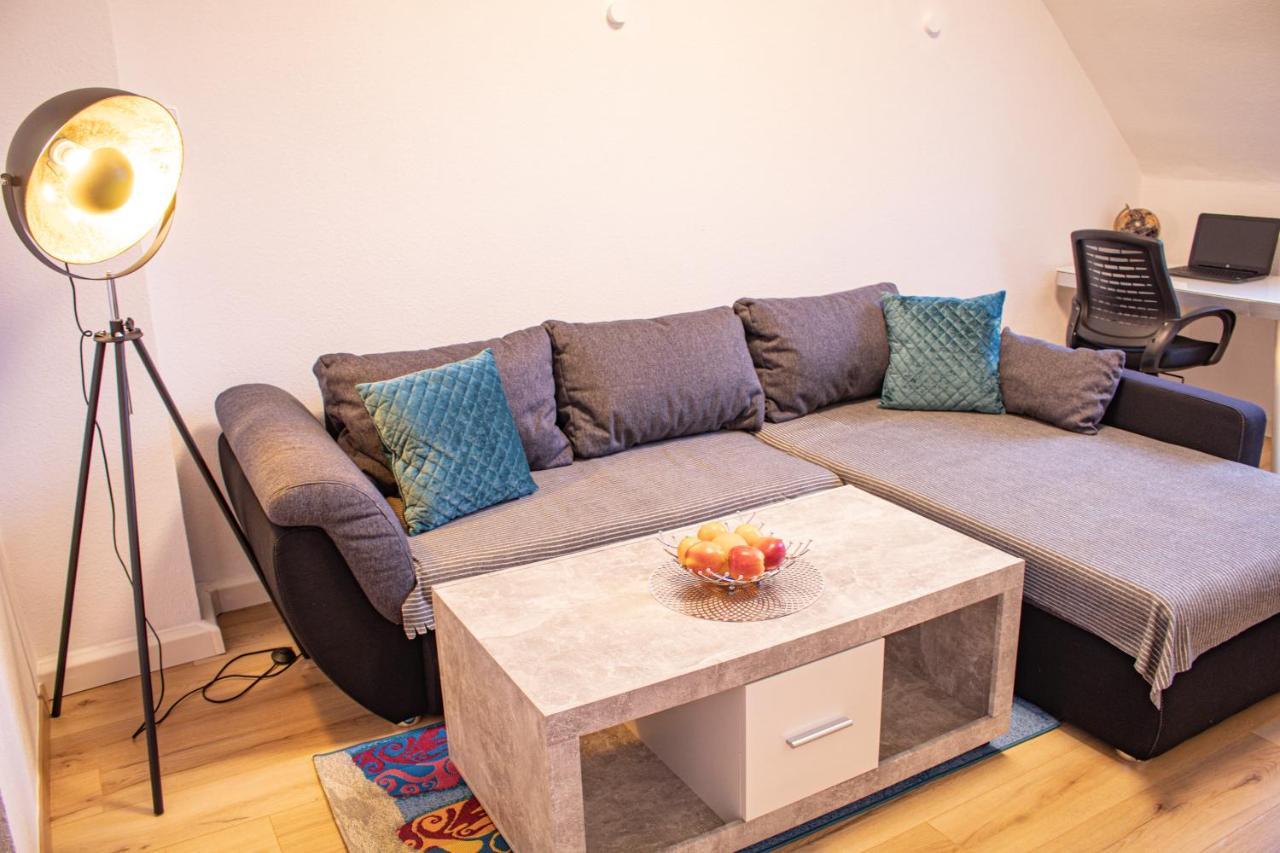 Appartement Bis 5 Personen, Parkplatz, Arbeitsplatz à Solingen Extérieur photo
