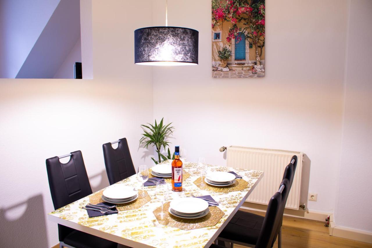 Appartement Bis 5 Personen, Parkplatz, Arbeitsplatz à Solingen Extérieur photo